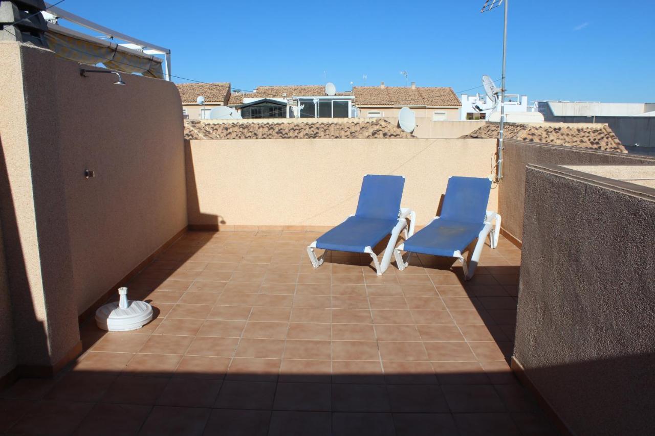 Bungalow With 2 Bedrooms And Roof Terrace In The Center Of La Zenia. Free Wifi. Οριουέλα Εξωτερικό φωτογραφία