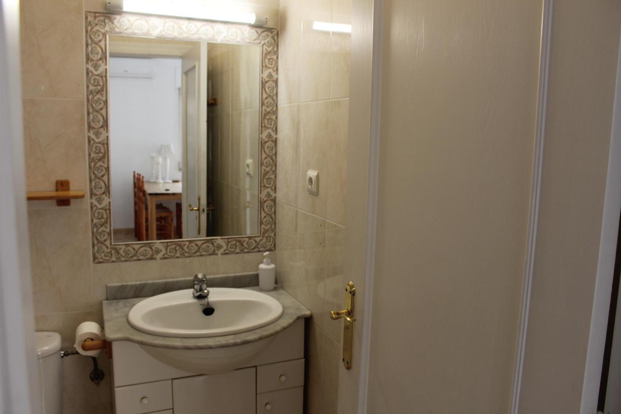 Bungalow With 2 Bedrooms And Roof Terrace In The Center Of La Zenia. Free Wifi. Οριουέλα Εξωτερικό φωτογραφία