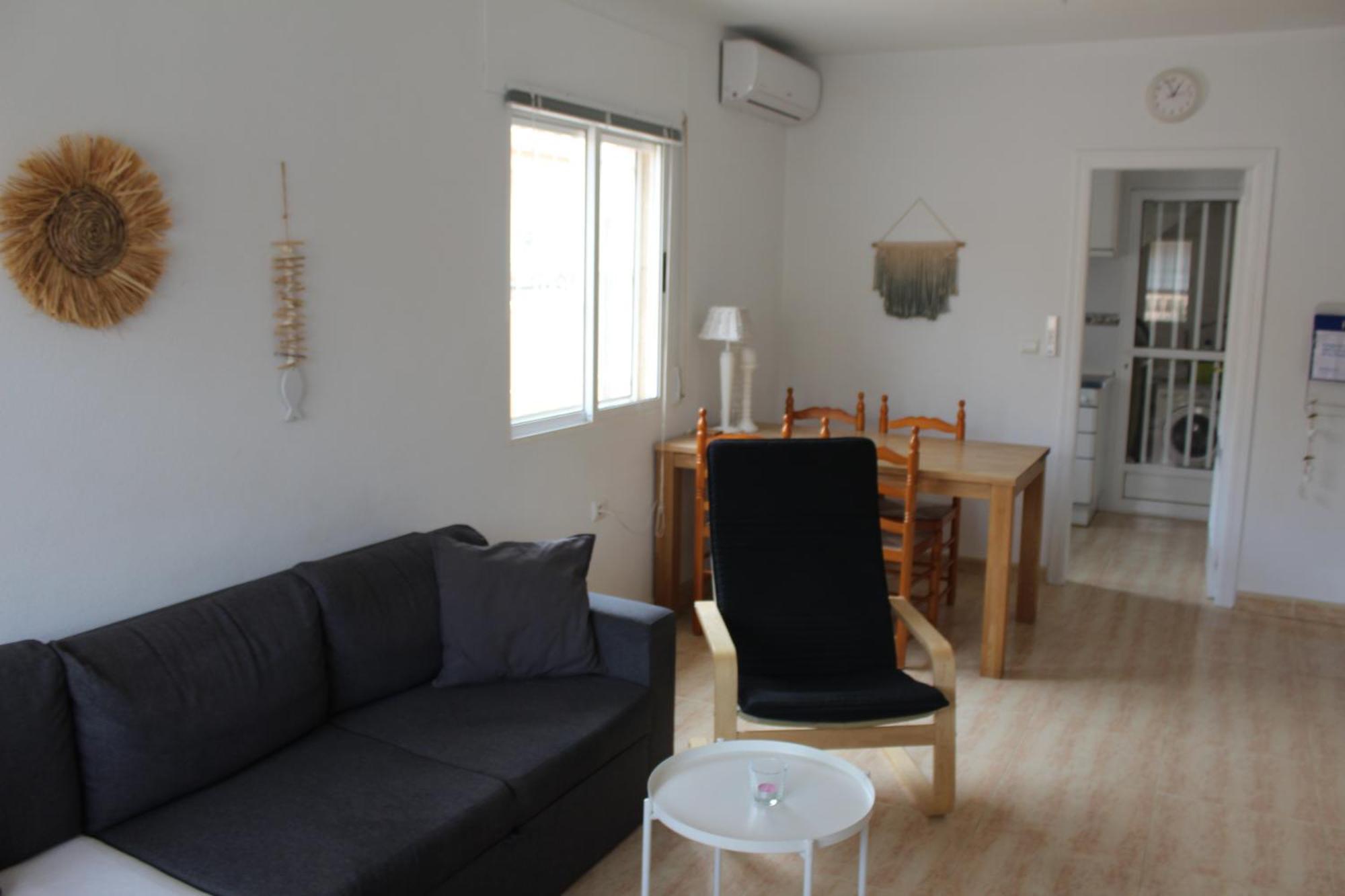 Bungalow With 2 Bedrooms And Roof Terrace In The Center Of La Zenia. Free Wifi. Οριουέλα Εξωτερικό φωτογραφία