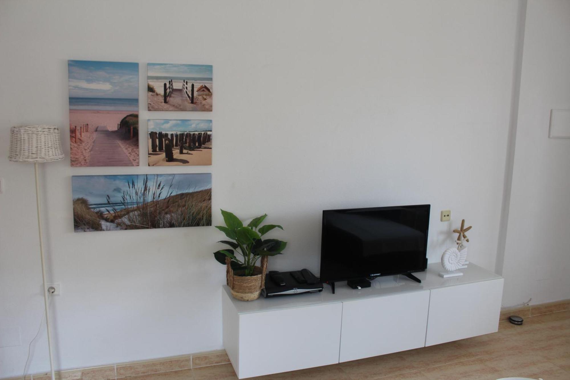 Bungalow With 2 Bedrooms And Roof Terrace In The Center Of La Zenia. Free Wifi. Οριουέλα Εξωτερικό φωτογραφία