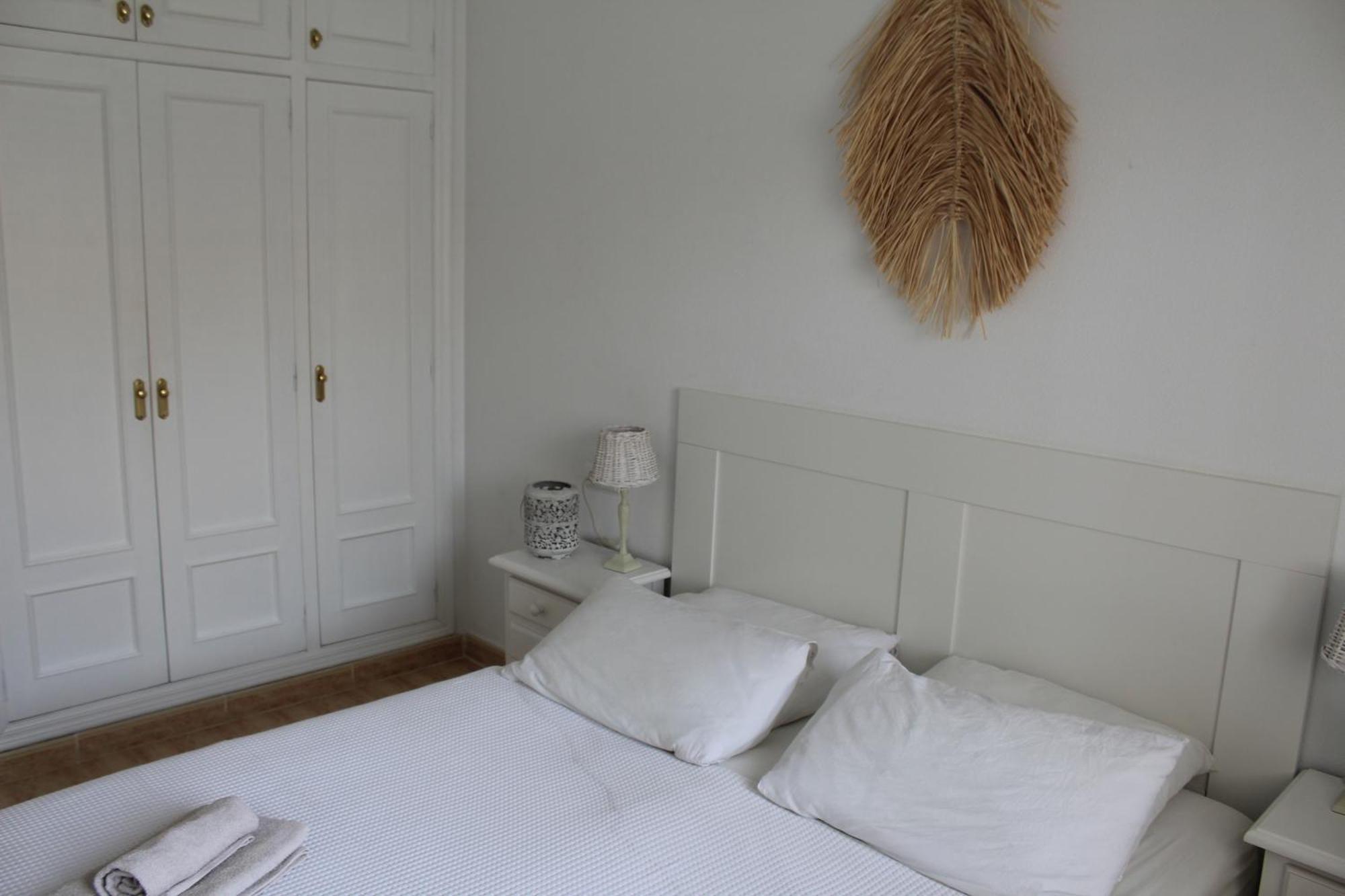 Bungalow With 2 Bedrooms And Roof Terrace In The Center Of La Zenia. Free Wifi. Οριουέλα Εξωτερικό φωτογραφία
